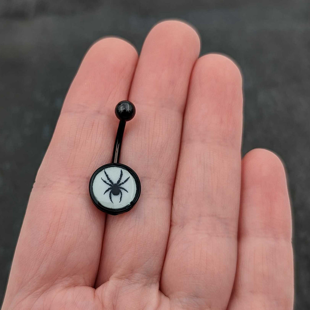 BodyCandy Black Glow in the Dark Black Widow Spider Belly Ring by Onyx O — size reference