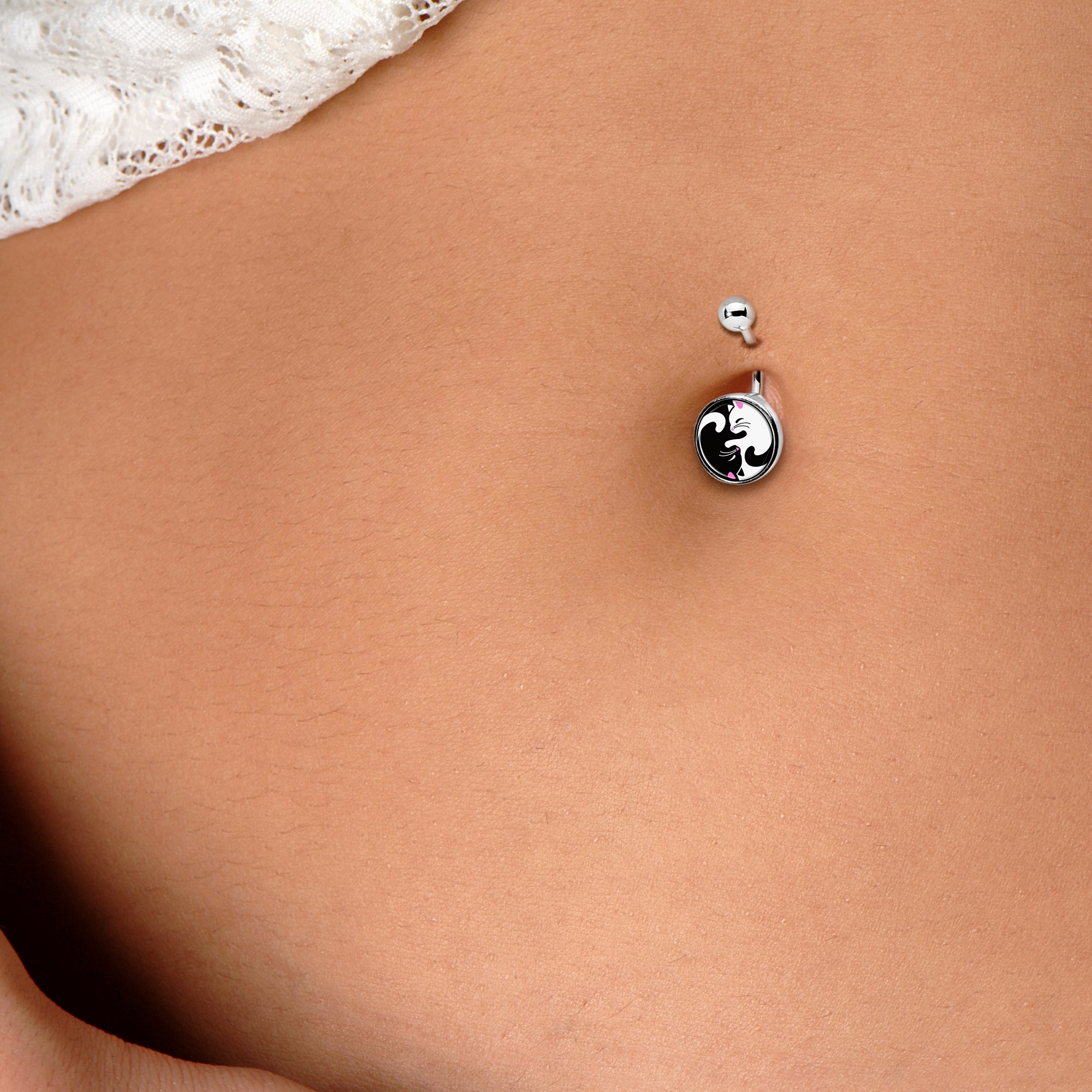 BodyCandy Cute Kitty Cat Yin Yang Belly Ring by Onyx O — detail close-up