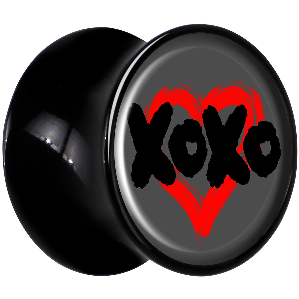BodyCandy 0G XOXO Heart Black Acrylic Saddle Plug Set by Onyx O — lifestyle context