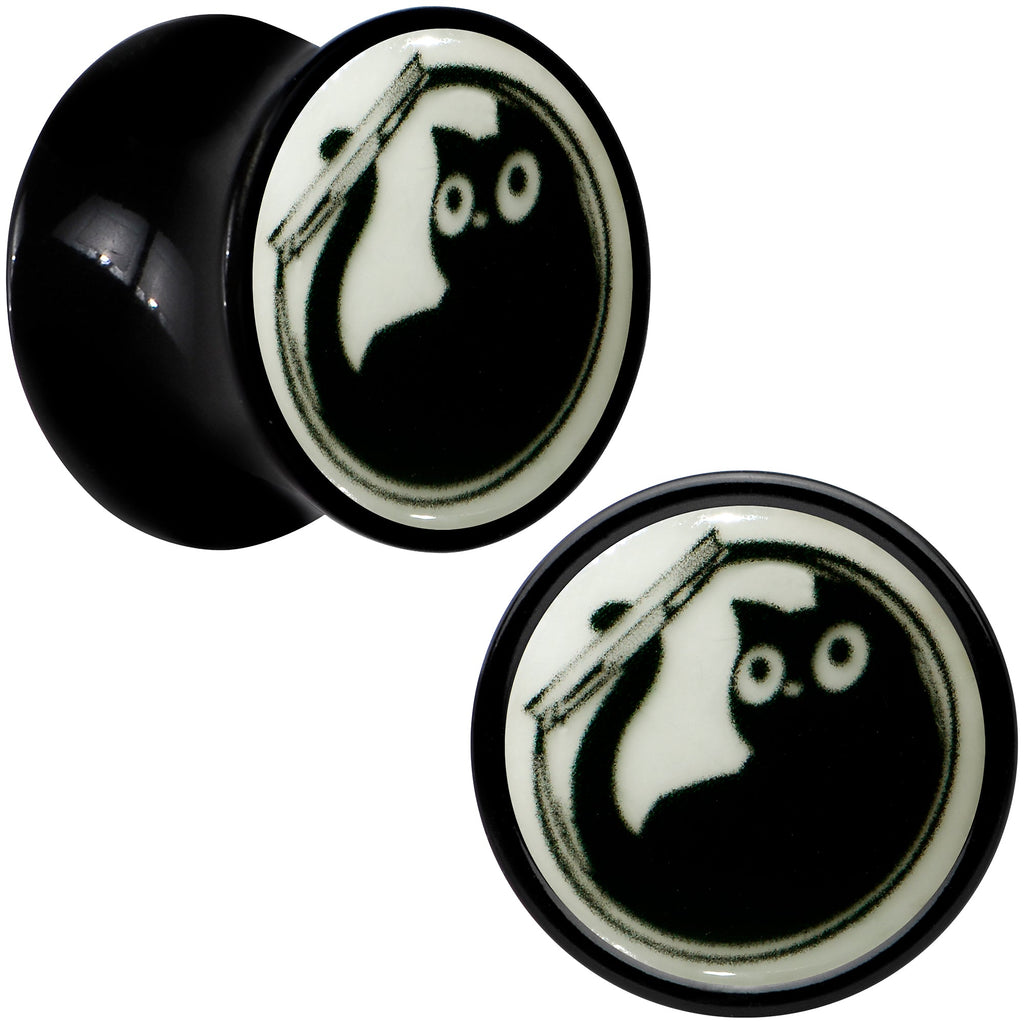 BodyCandy 0G Glow in the Dark Fishbowl Kitty Cat Black Acrylic Saddle Plug Set by Onyx O — detail close-up