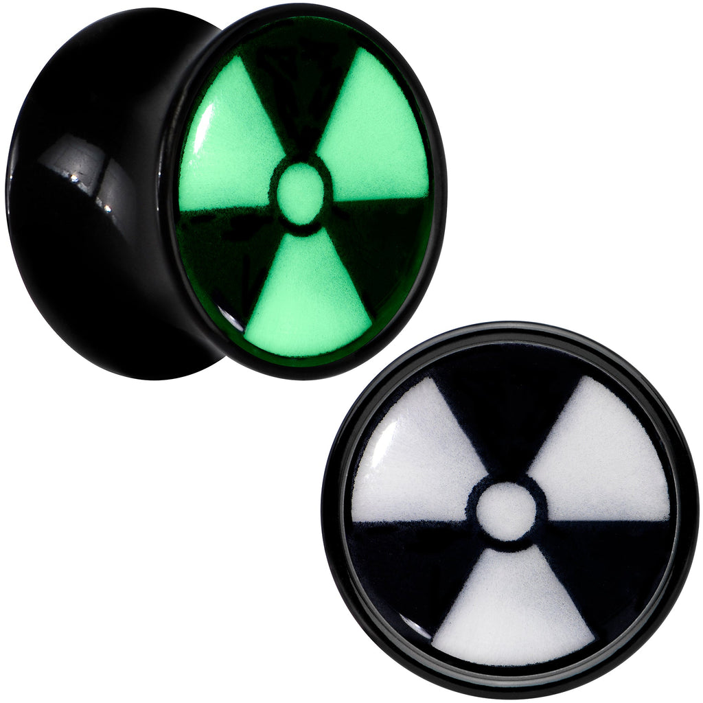 BodyCandy Black Acrylic Radioactive Glow in the Dark Double Flare Plug Set by Onyx O — color detail