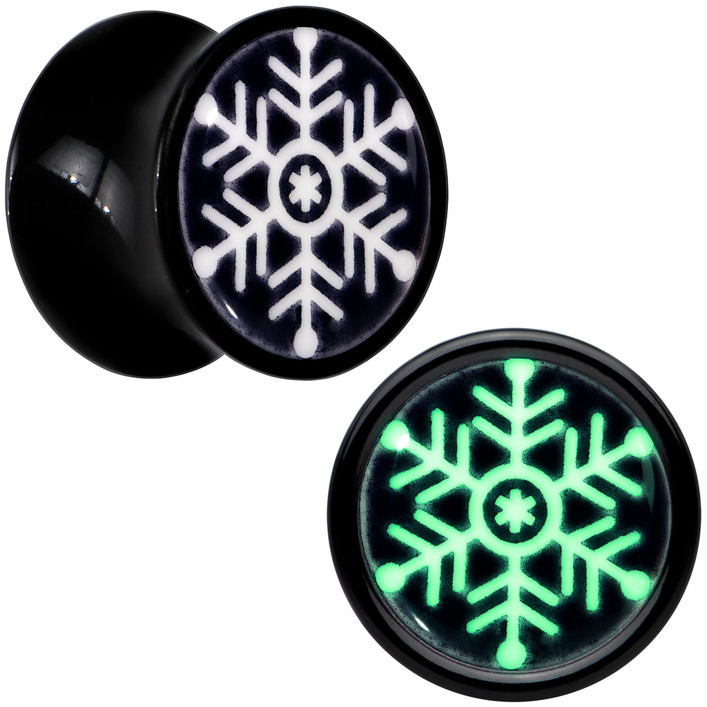 BodyCandy Glow in the Dark Holiday Snowflake Black Acrylic Saddle Plug Set by Onyx O — lifestyle context