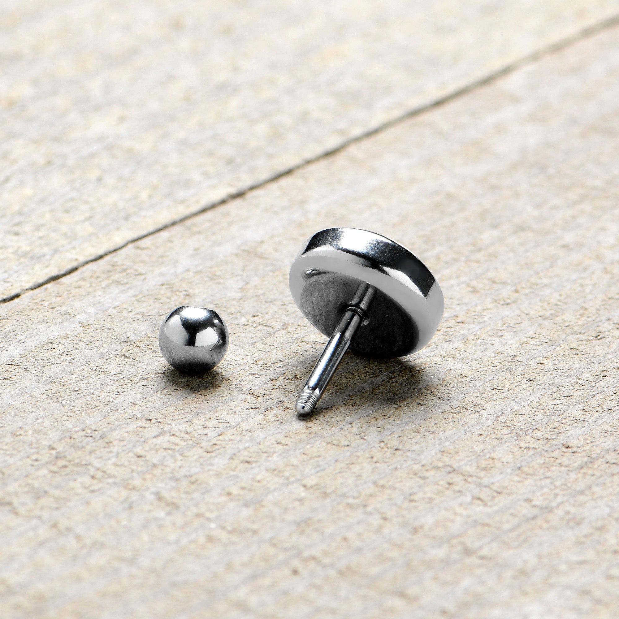 BodyCandy 16G 1/4 Retro Boombox Cartilage Tragus Earring by Onyx O — alternative angle
