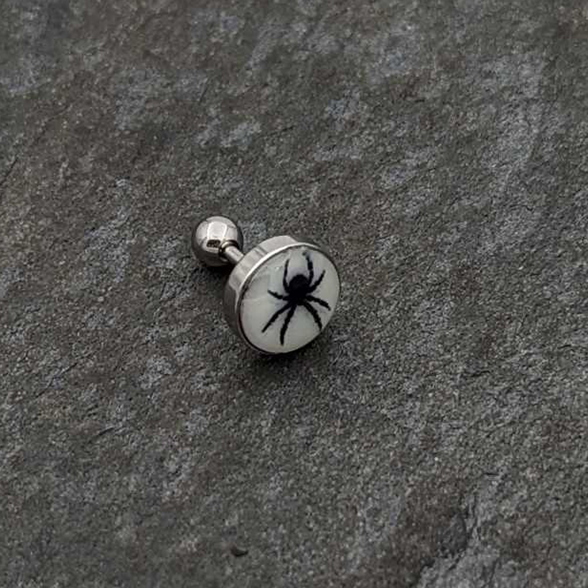 BodyCandy 16G Glow in the Dark Black Widow Spider Tragus Cartilage Earring by Onyx O — alternative angle