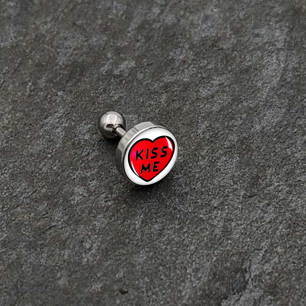 BodyCandy 16G 1/4 Kiss Me Candy Heart Cartilage Tragus Earring by Onyx O — alternative angle