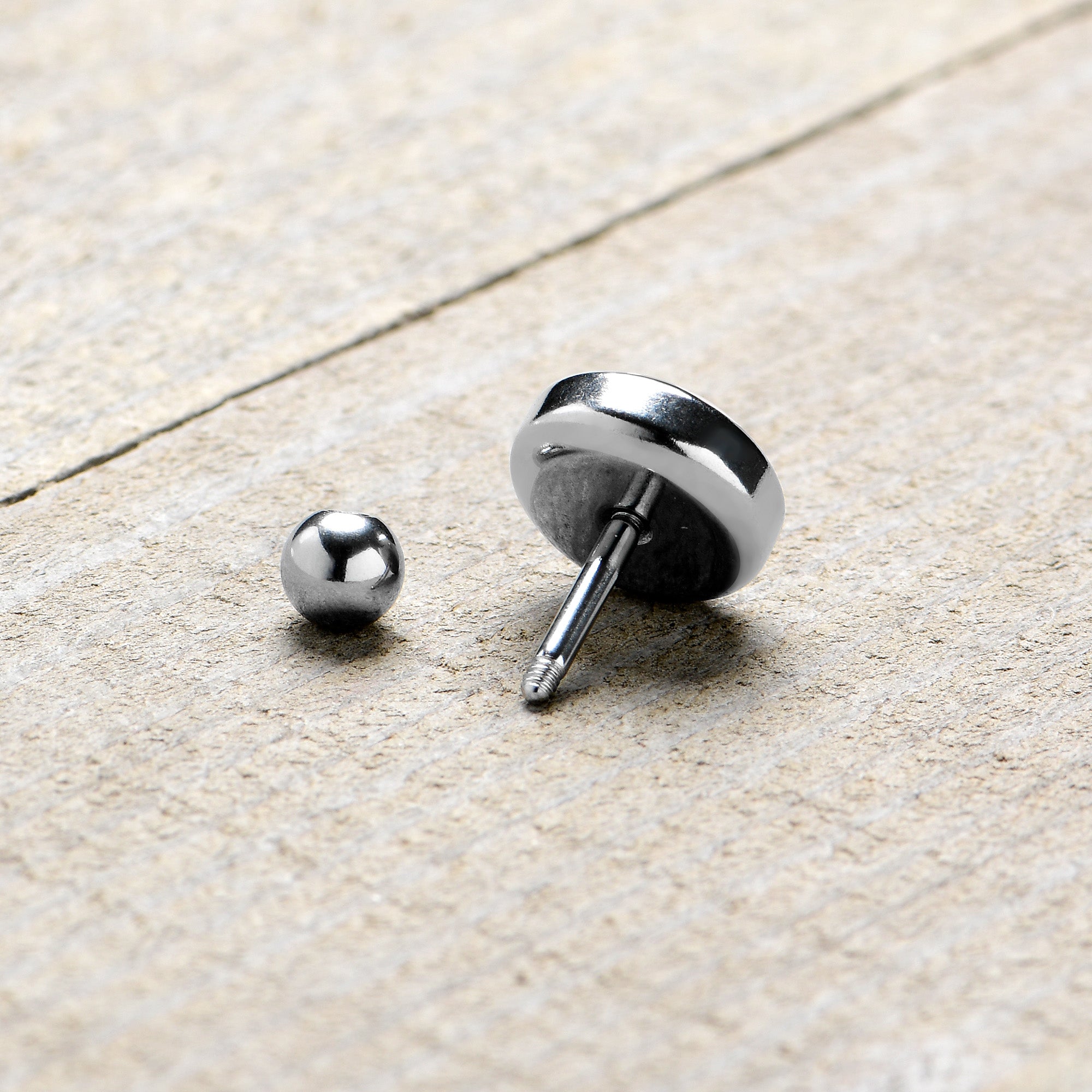 BodyCandy 16G 1/4 Funky Floral Mushroom Cartilage Tragus Earring by Onyx O — alternative angle