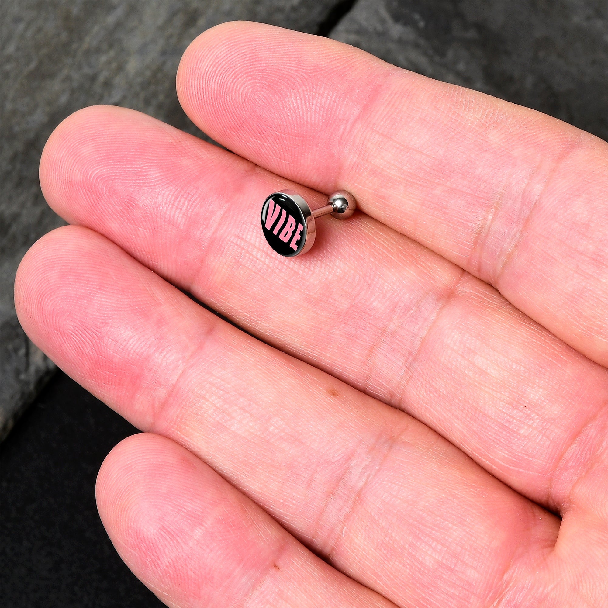 BodyCandy 16G 1/4 Vibe Cartilage Tragus Earring by Onyx O — detail close-up