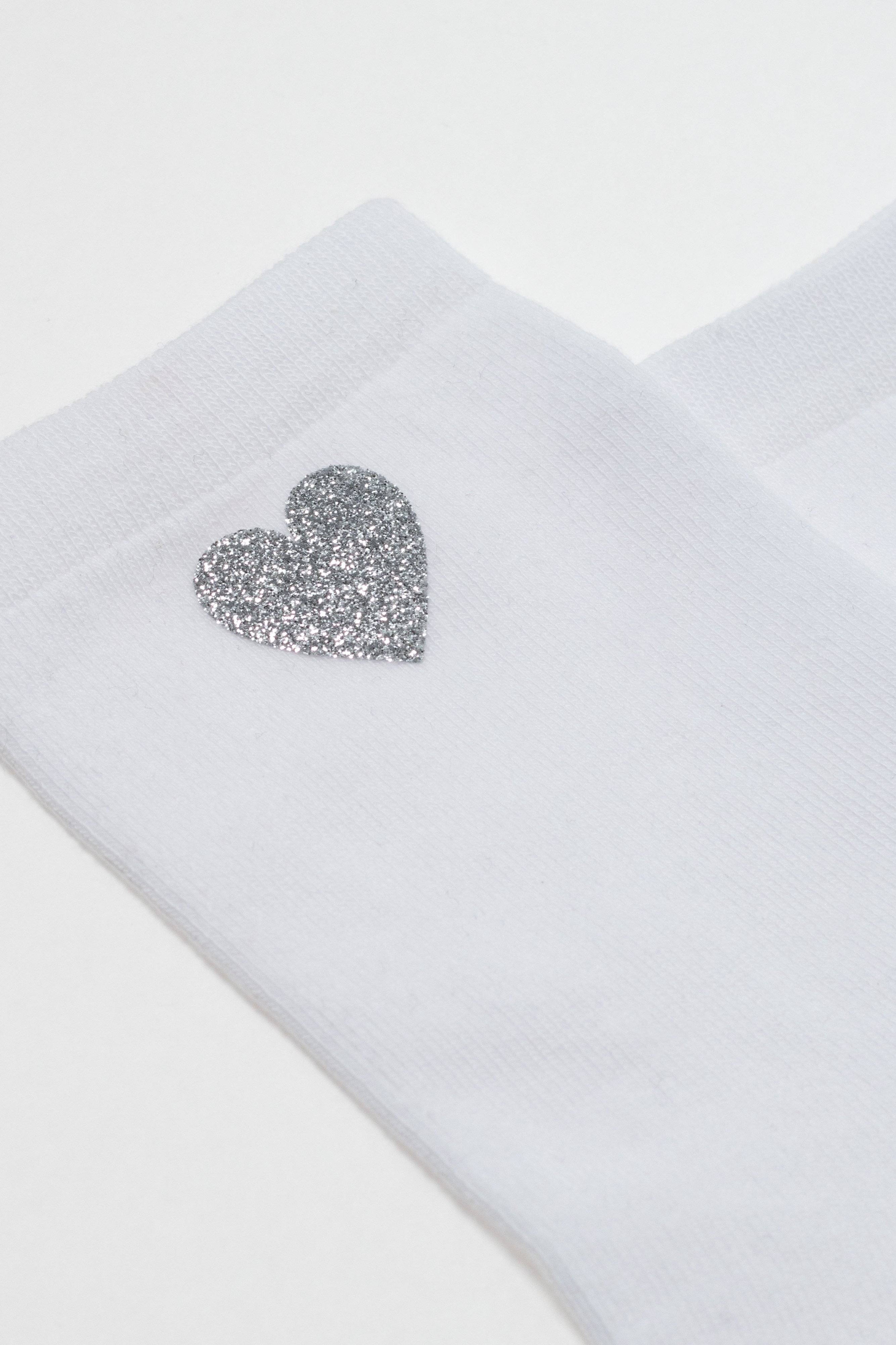 TheRanok.com Cotton Socks Conte Classic 427 - Shimmering Heart Pattern — in-use photo