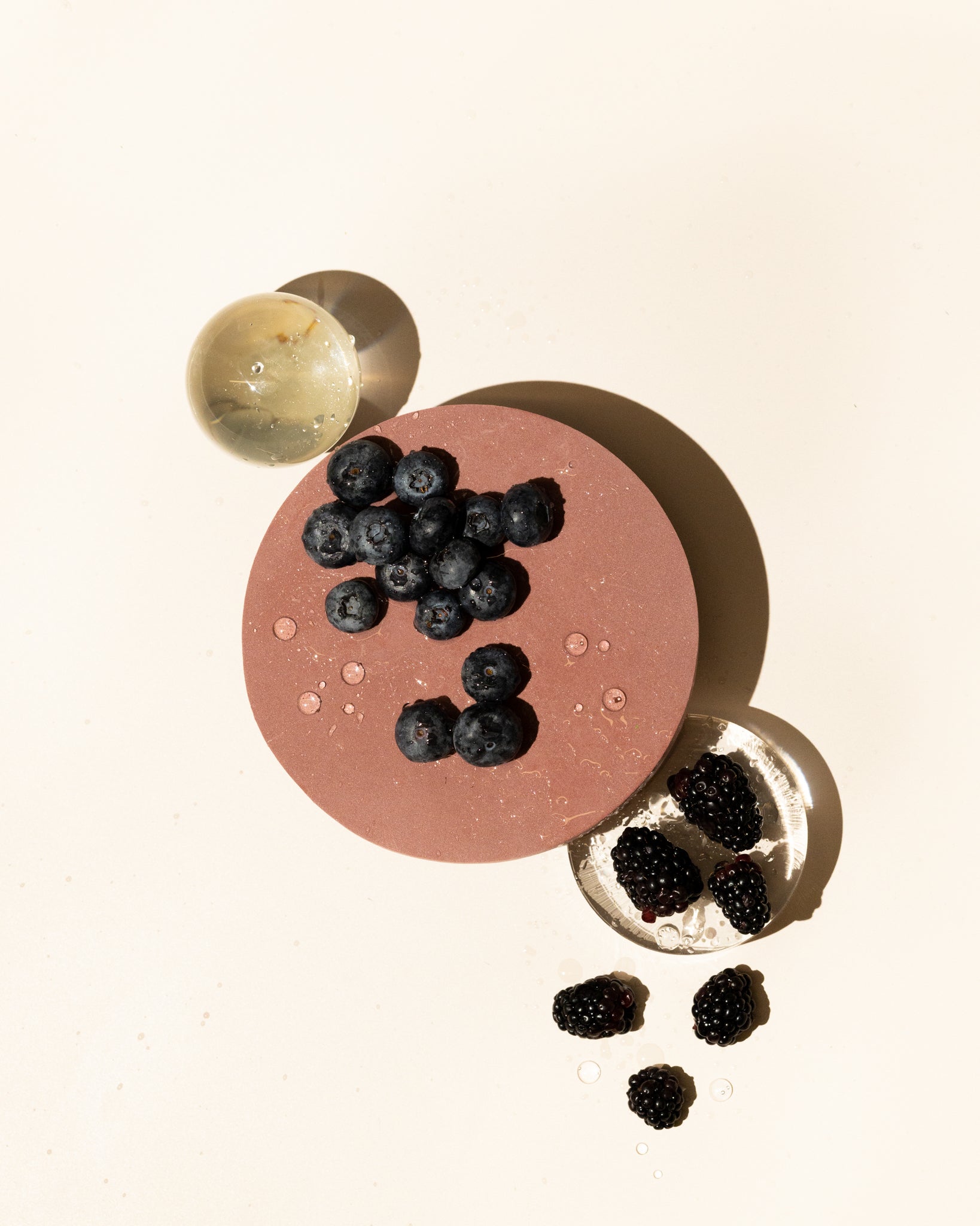 cassis berry fragrance oil accord – makesy®