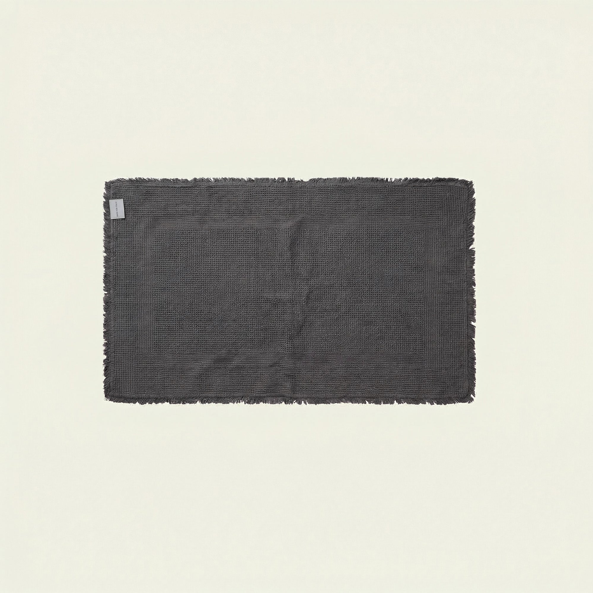 Italic Ultraplush Skid-Resistant Bath Mat — detail shot 10