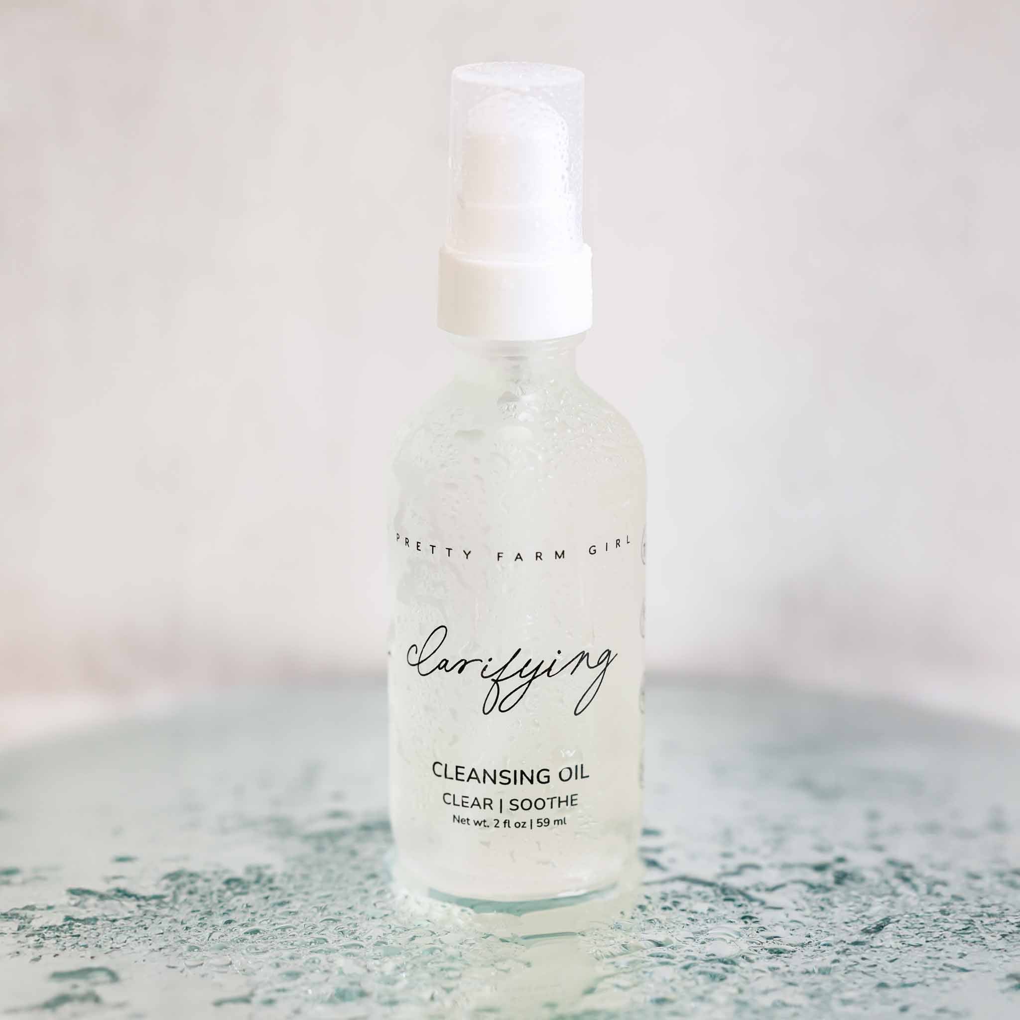 Pretty farm girl Clarifying Cleansing Oil for Acne Prone Skin — detail close-up