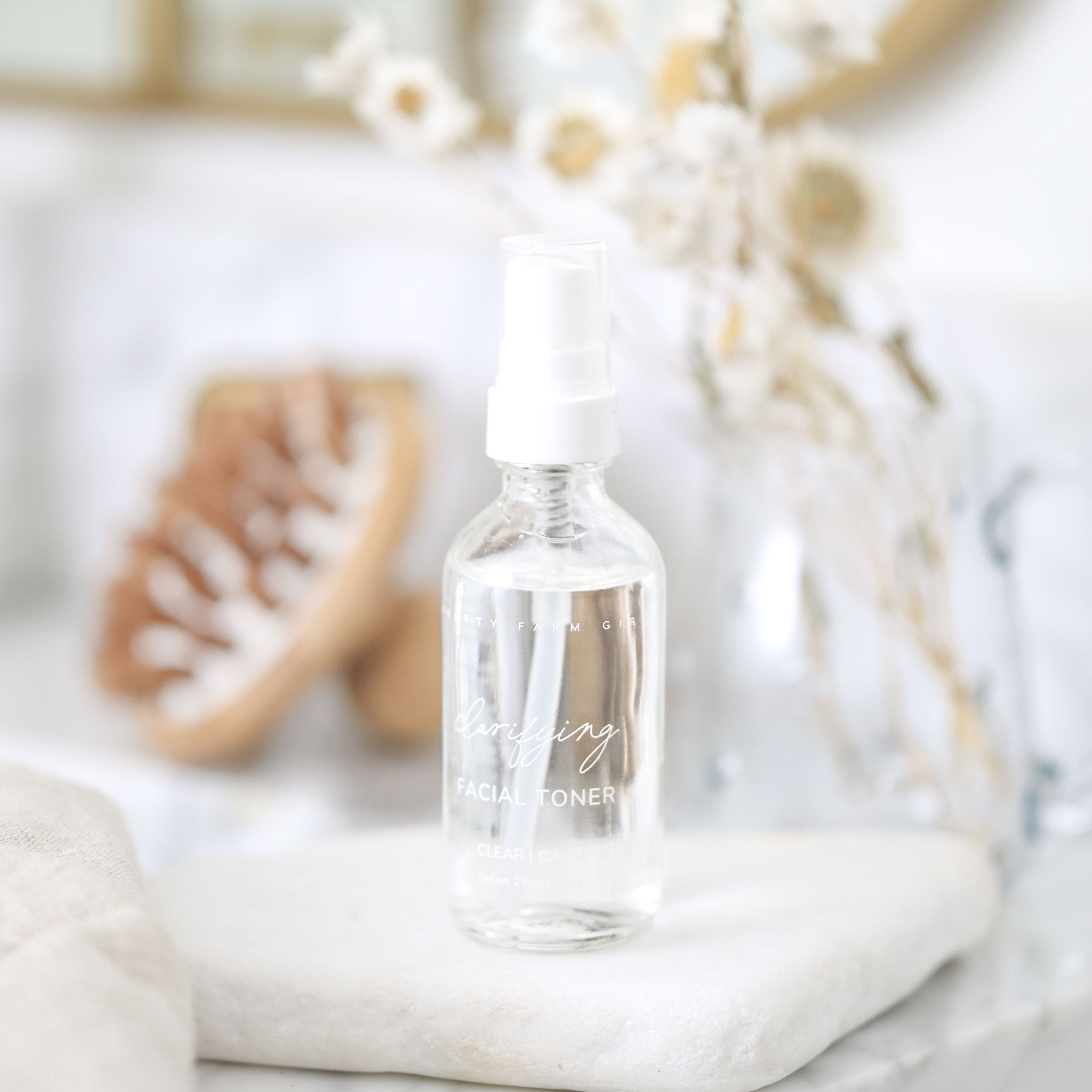 Pretty farm girl Clarifying Hypochlorous Acid Toner — main product shot