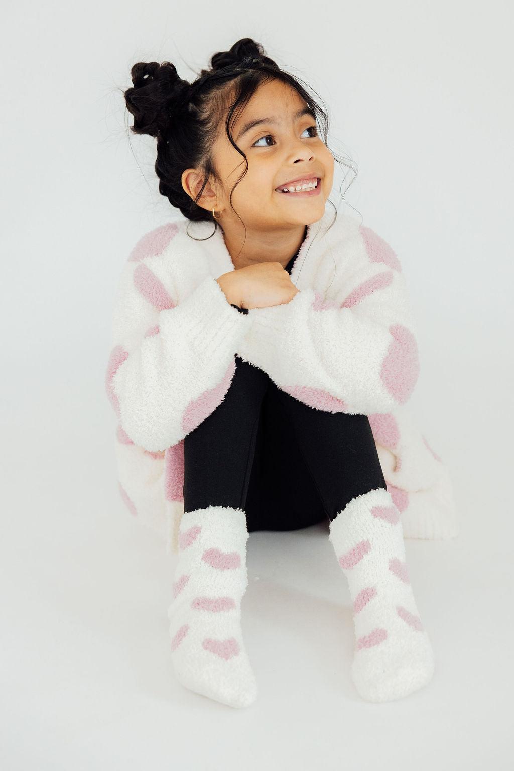 Mila & Rose ® Coconut/Light Pink Heart Cozy Socks — detail close-up