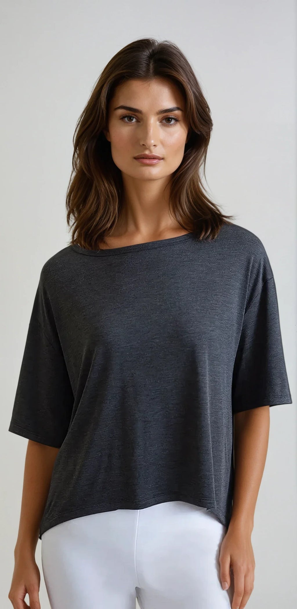 Buki Como Crew T-Shirt — detail close-up