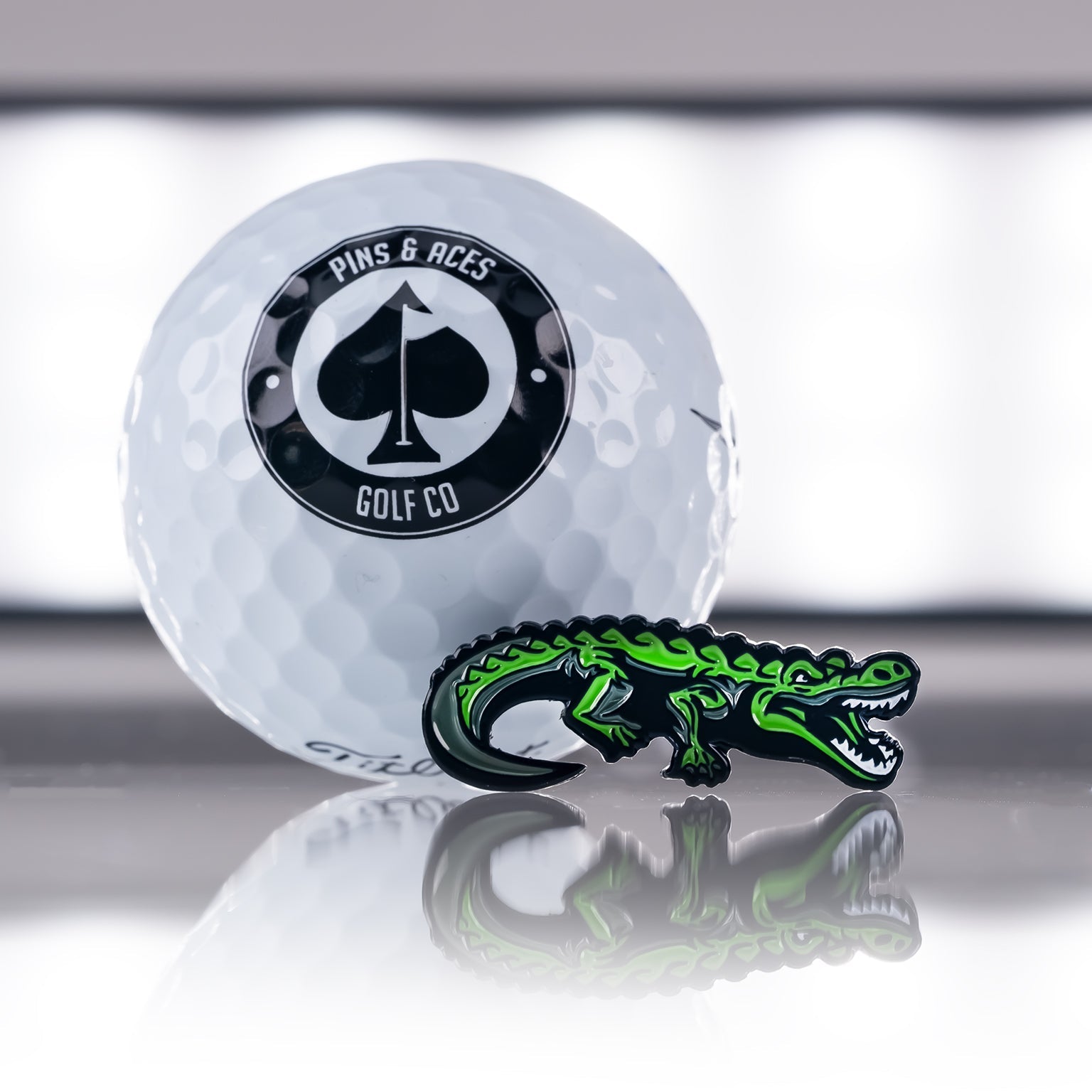 Crocodile Ball Marker – Pins and Aces, view 4
