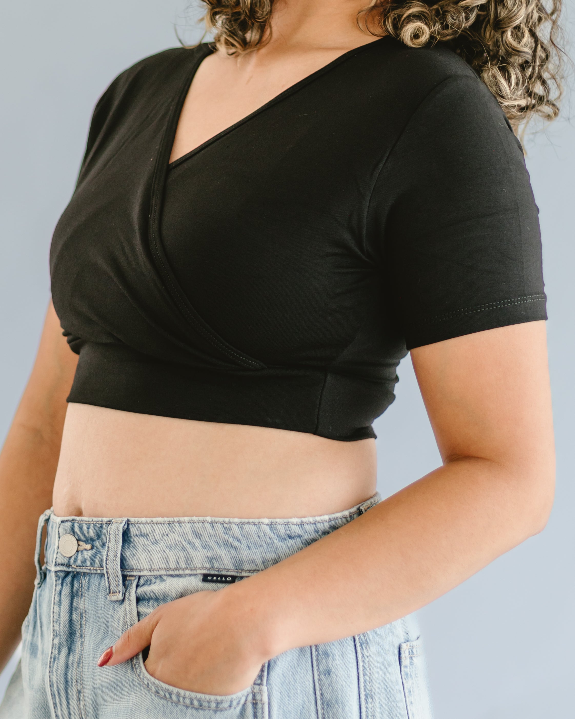 HALFTEE Layering Fashions Cross Over Boyfriend Sleeve ( with pockets for insertable cups/nursing pads) — product category context