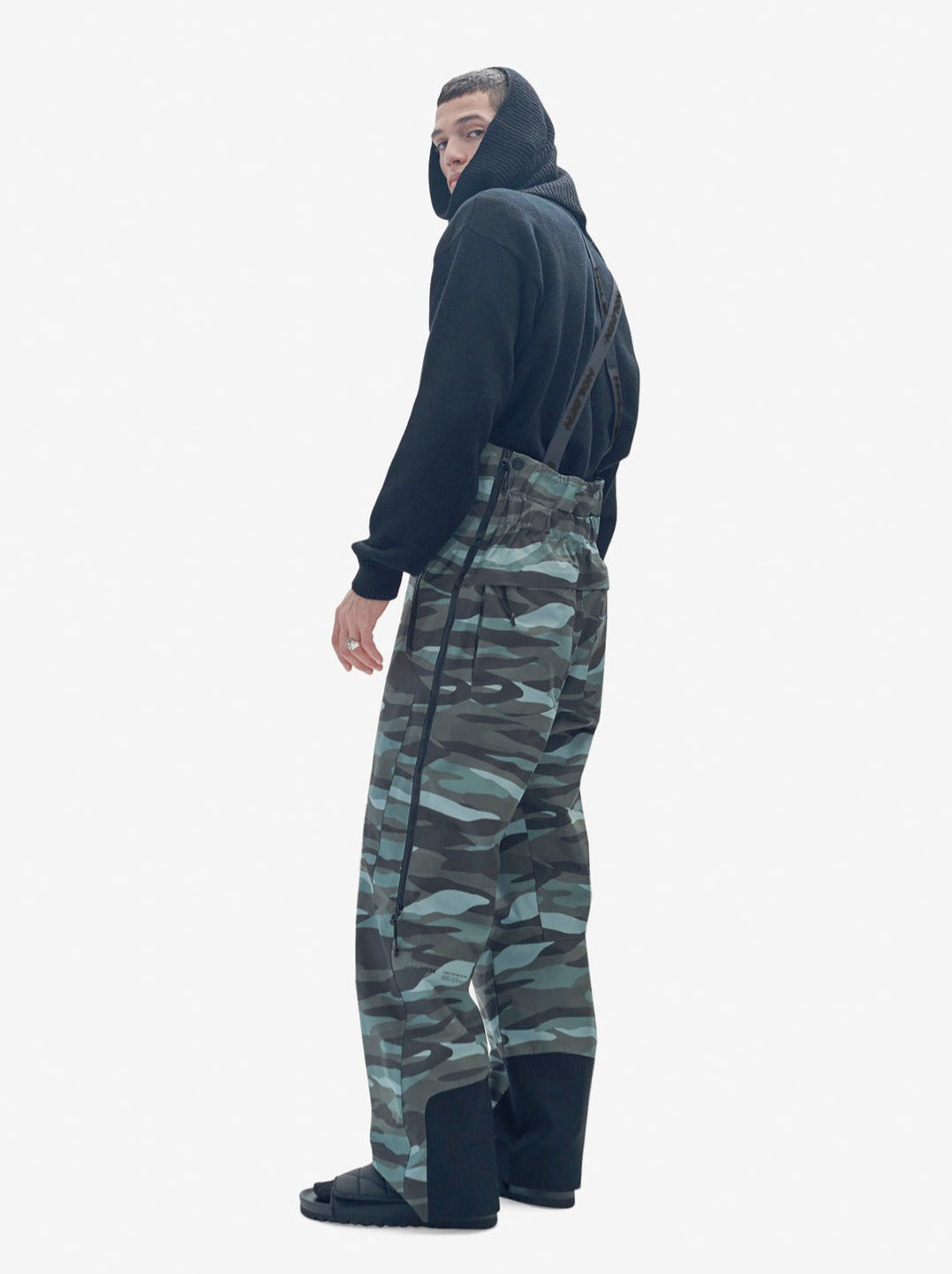 Holden Outerwear 2 Layers Powder Bib - Zea Camo — detail close-up