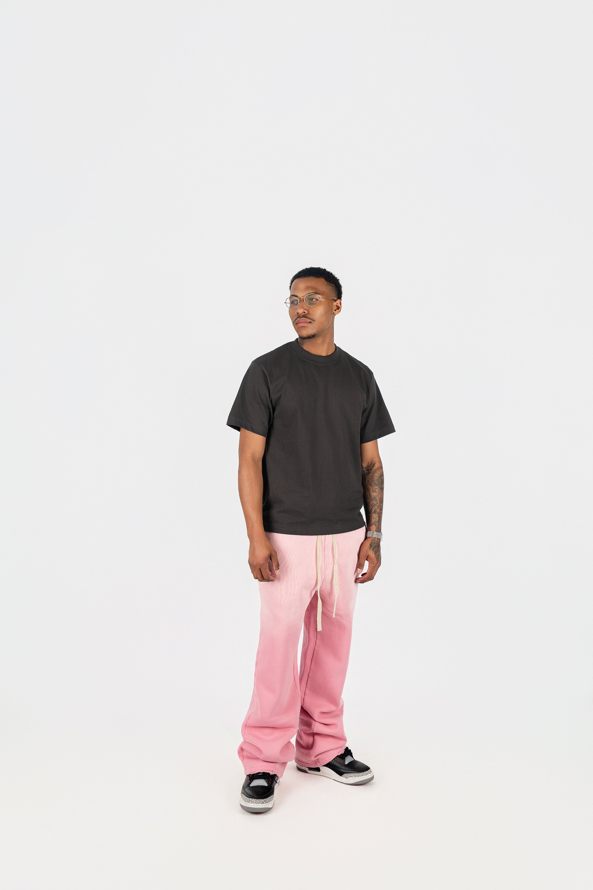 Superline Weathered Sweatpants — color detail