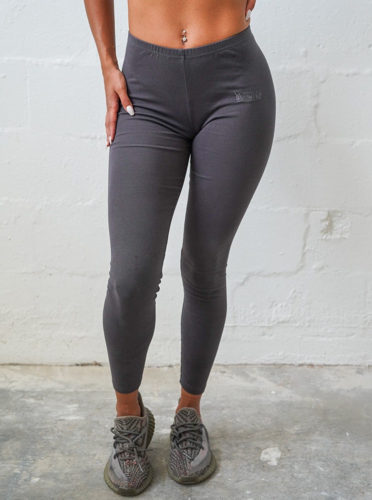 BUNNIES ROOM LEGGINGS IN CHARCOAL — main product shot