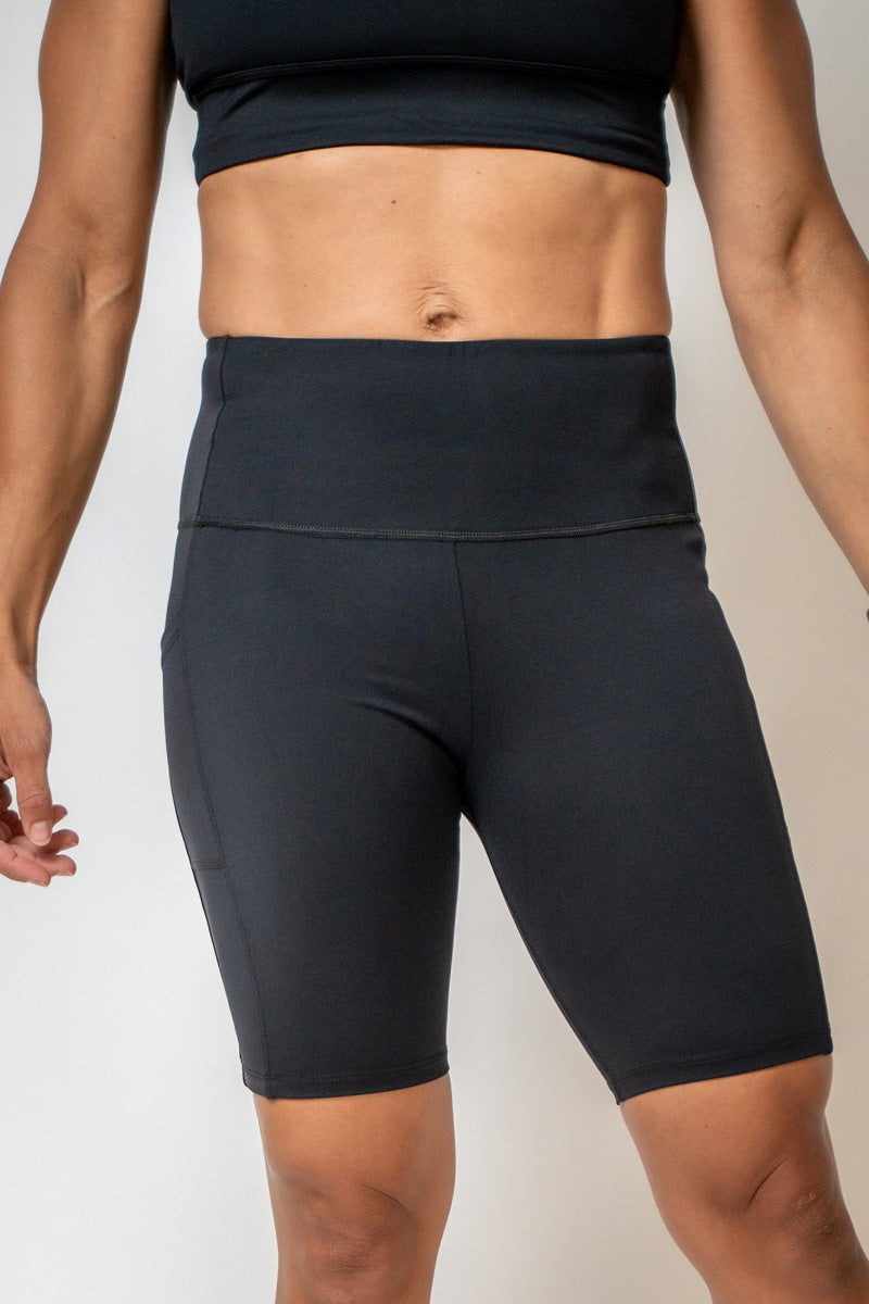 Varlo SOHO Women's Technical High Rise Shorts 8" (Black) — detail shot 6