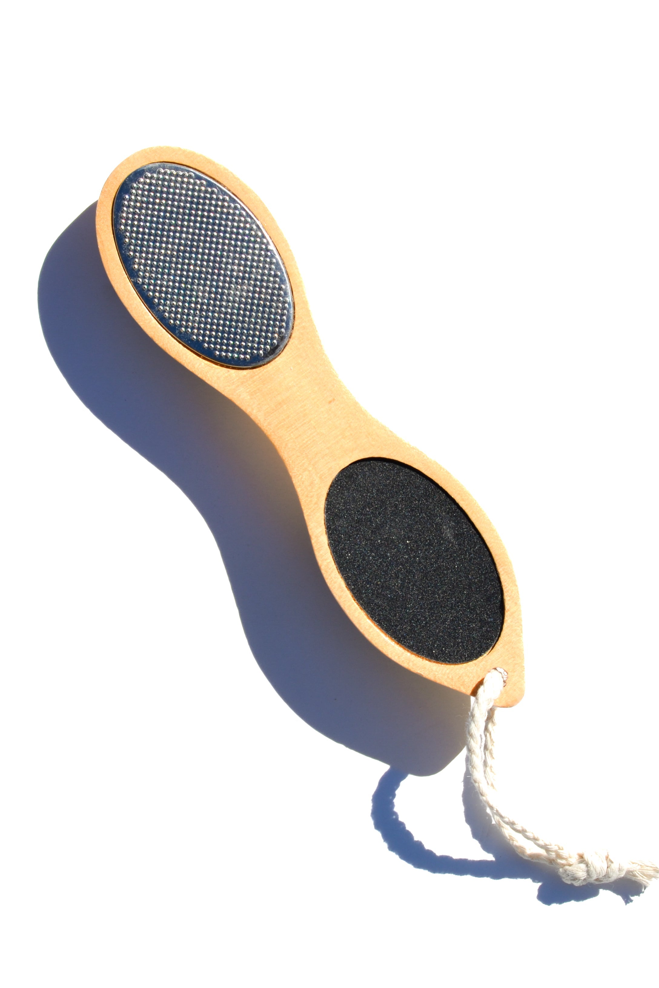 Pretty farm girl Bamboo Exfoliating Foot Pedicure Tool — detail close-up