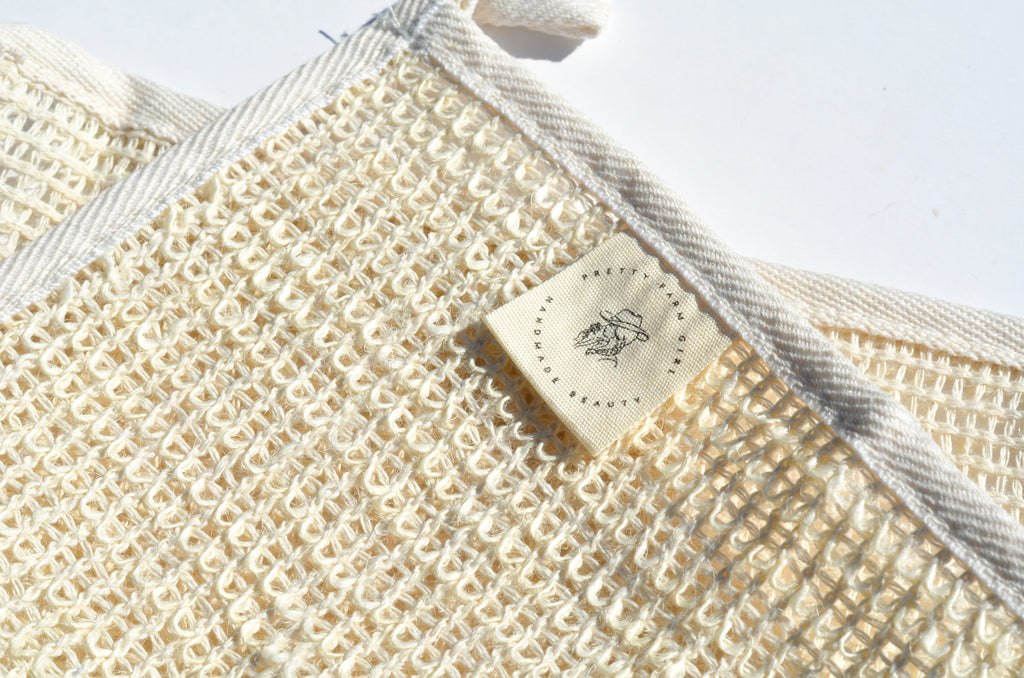 Pretty farm girl Sisal Exfoliating Wash Cloth — detail close-up