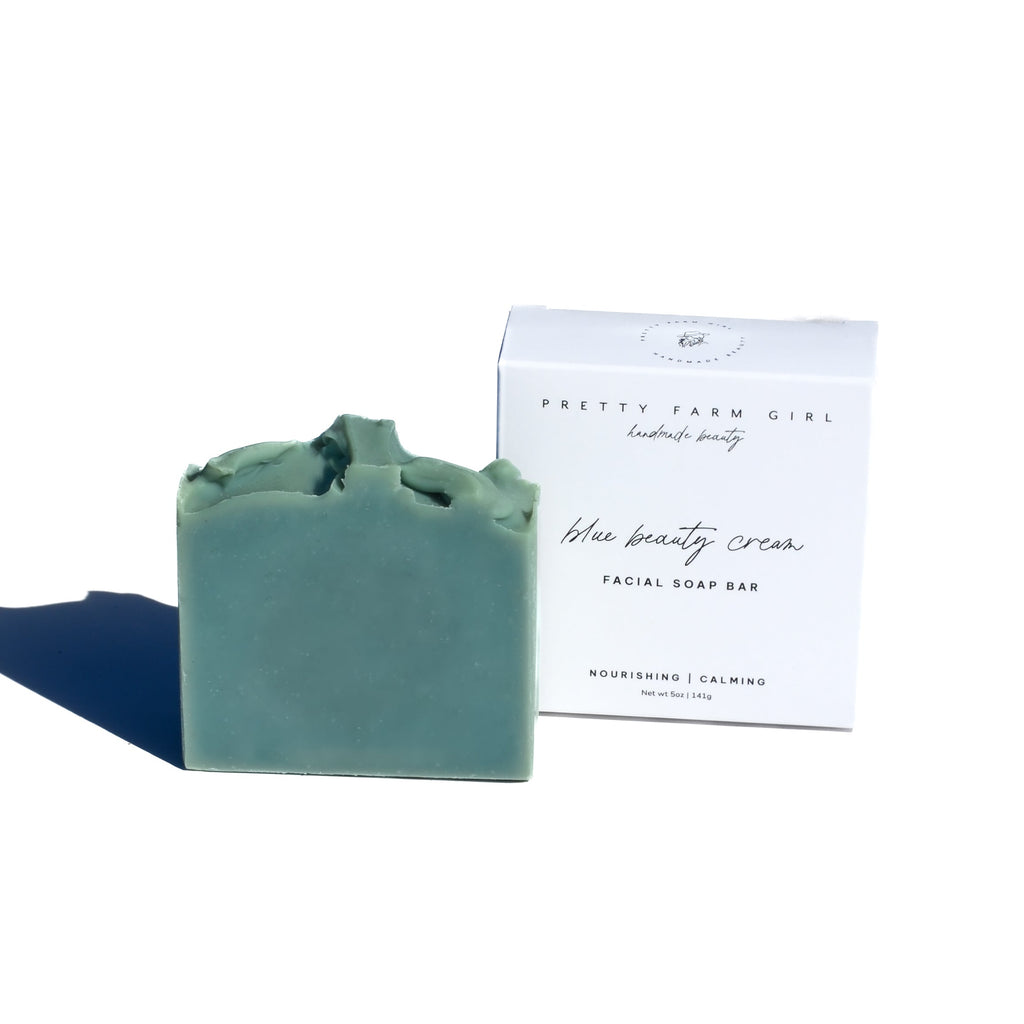 Pretty farm girl Blue Beauty Cream Facial Bar — detail close-up