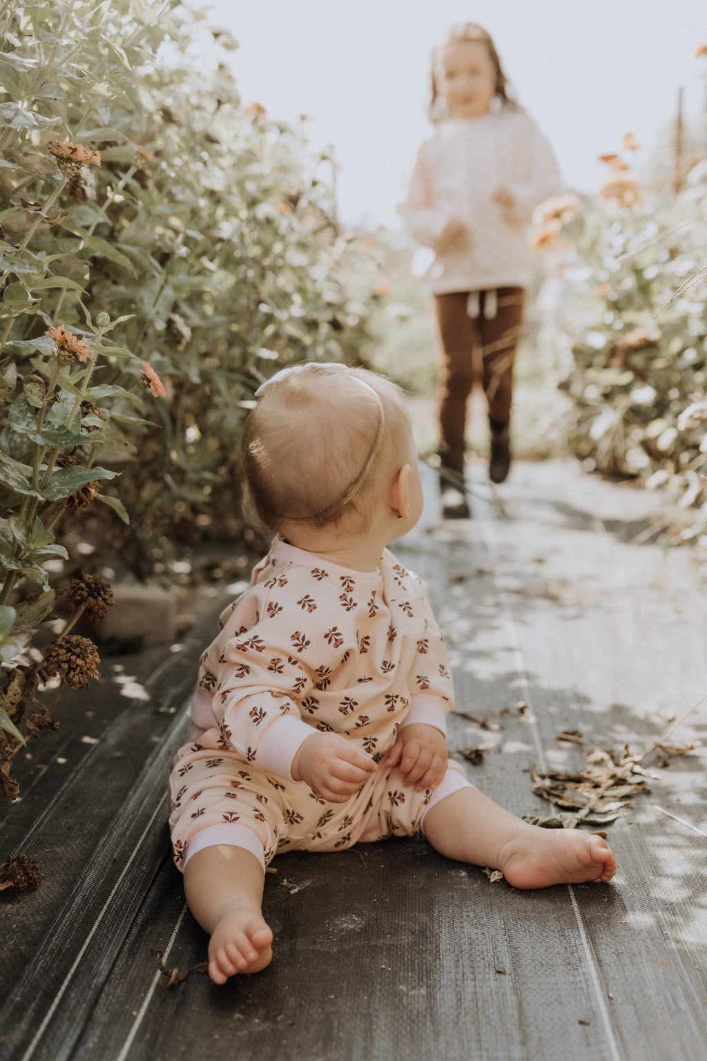 Dear Hayden Fleece Joggers in Wild Rose — detail close-up