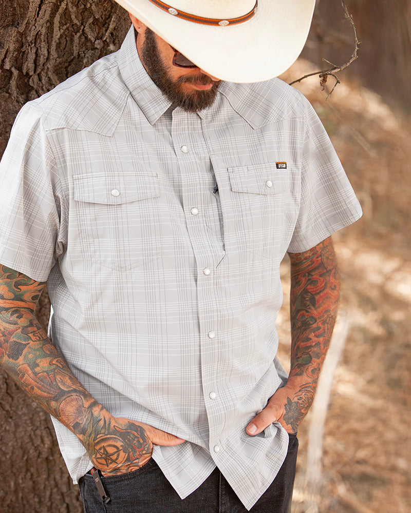 Off The Grid Surplus Deke SS Shirt - Storm Grey — detail close-up