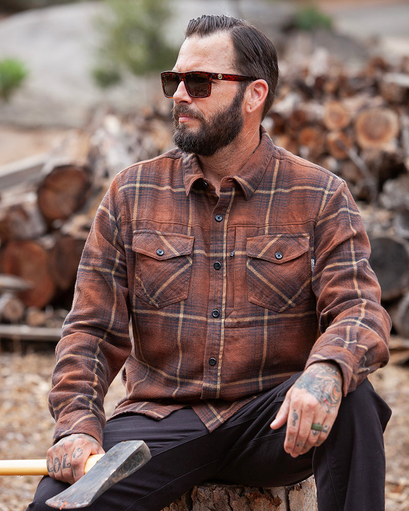 Off The Grid Surplus Destroyer Flannel - Burnt Brown — detail close-up