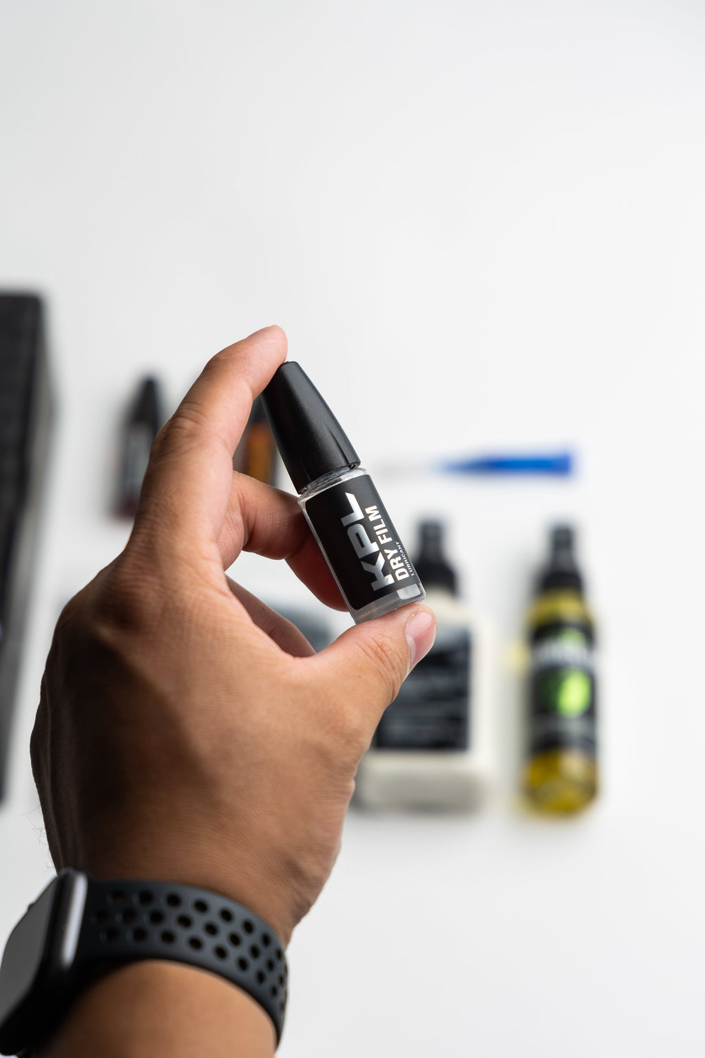 KPL Dry Film™ – Knife Pivot Lube, view 4