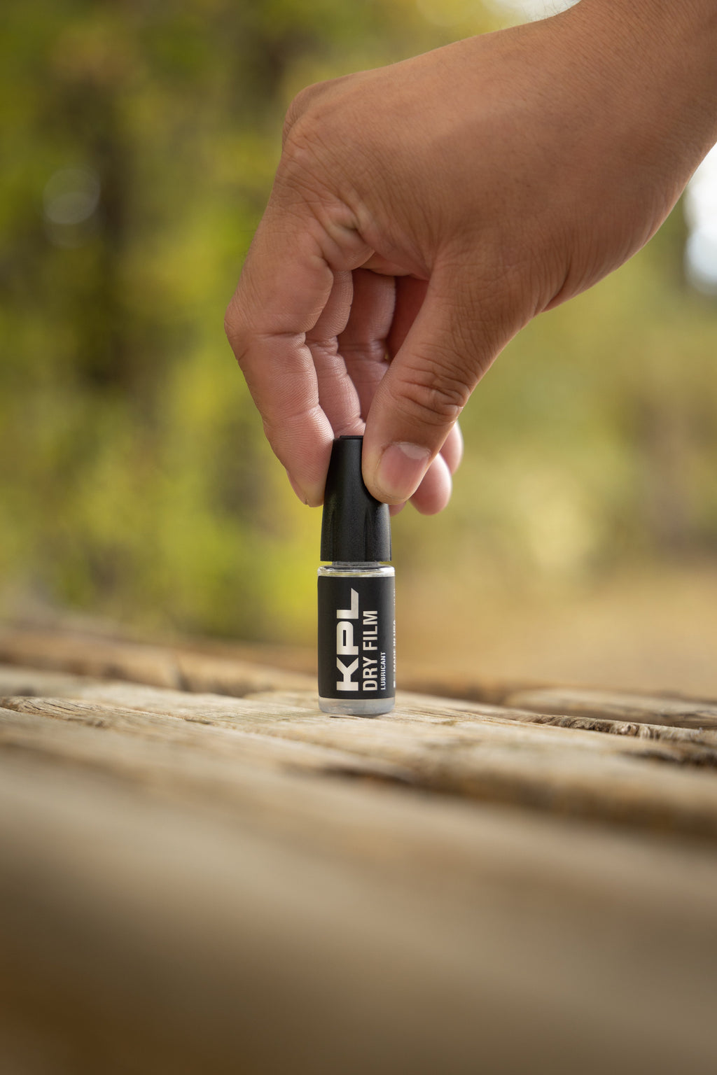 KPL Dry Film™ – Knife Pivot Lube, view 6