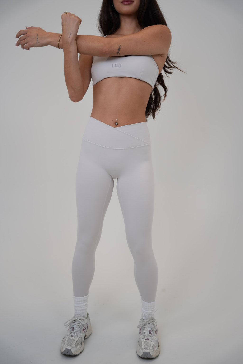 KIMITH BRAND My Time Is Divine Lime White Sculpt V-Waist Legging — alternative angle