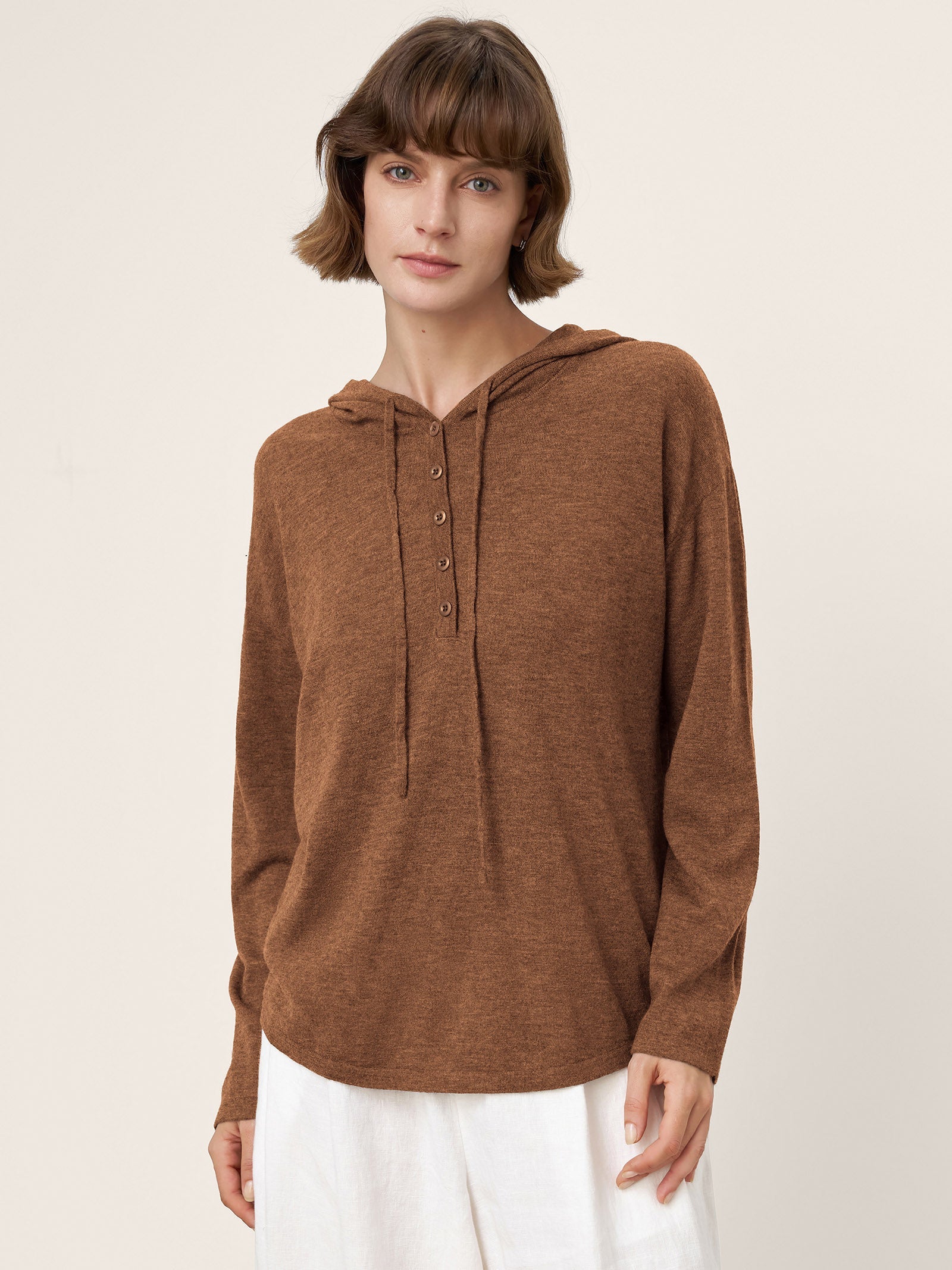 LINTICO 100% Extra-Fine Merino Wool Knit Hooded Sweatshirt SIA — side view