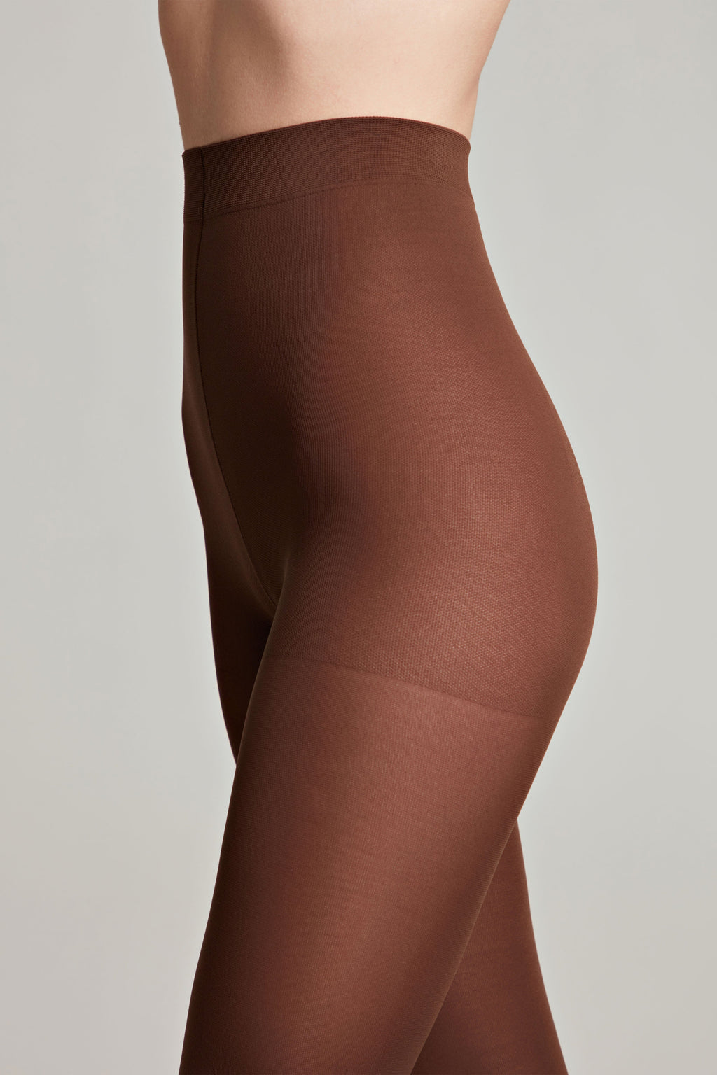 TheRanok.com Tights Conte Episode 80 Den - Microfibra Matte Opaque — comparison shot