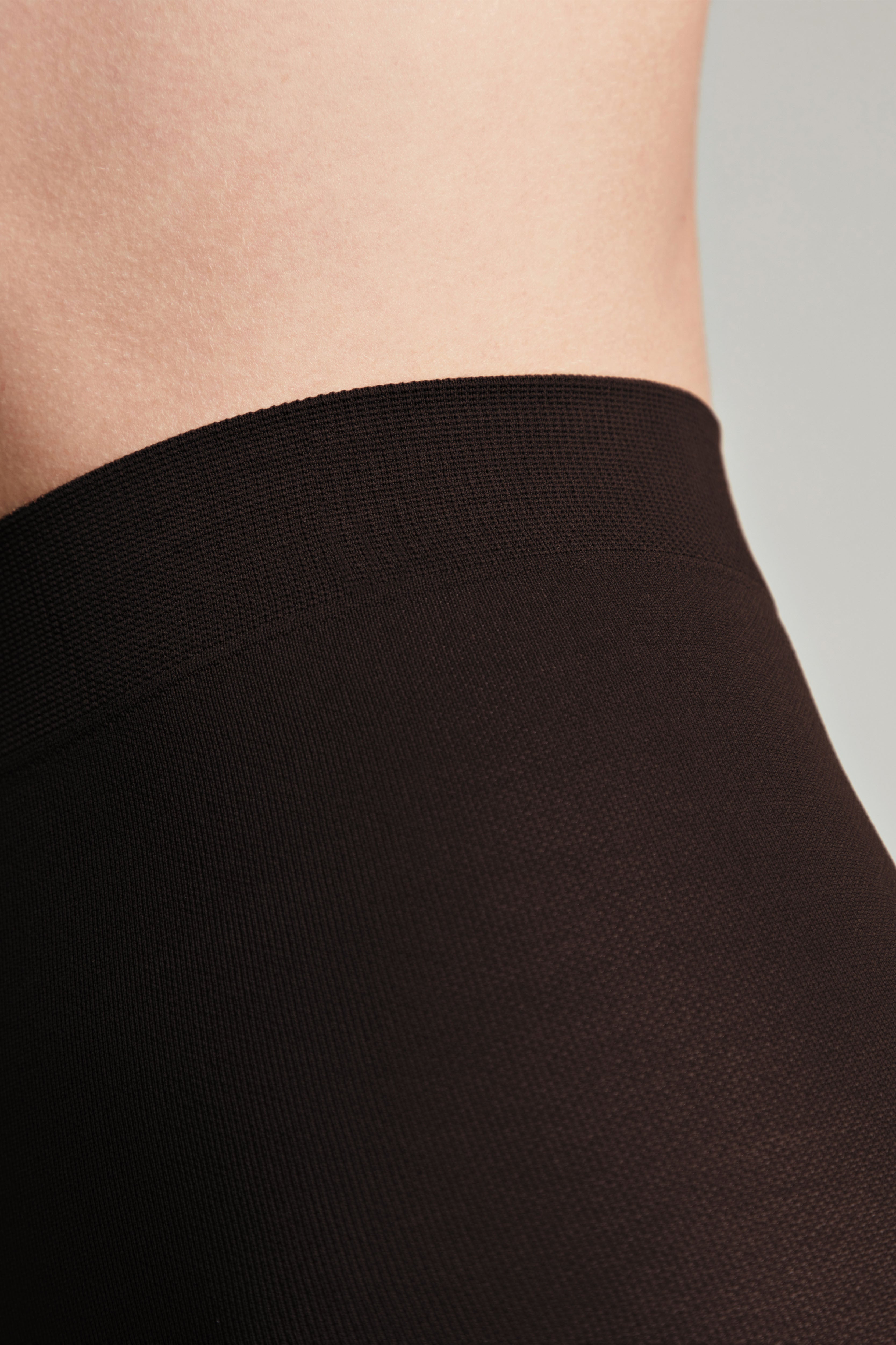 TheRanok.com Tights Conte Episode 80 Den - Microfibra Matte Opaque — back view