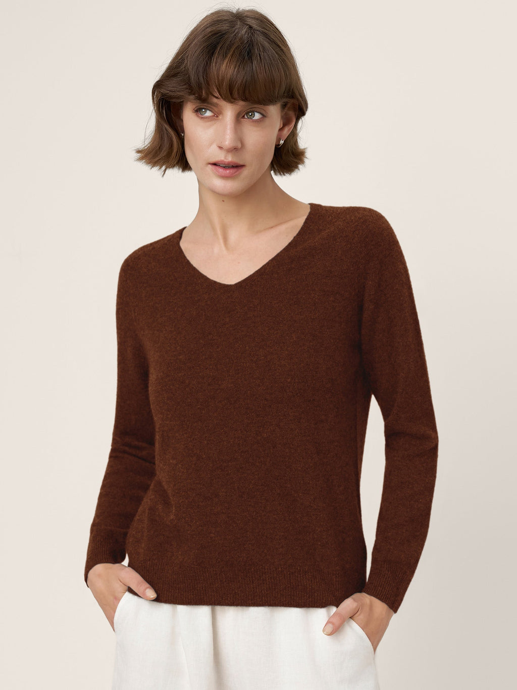 LINTICO Premium Cashmere Blend Hand-Finished Seamless V-Neck Sweater SURI — flat-lay composition