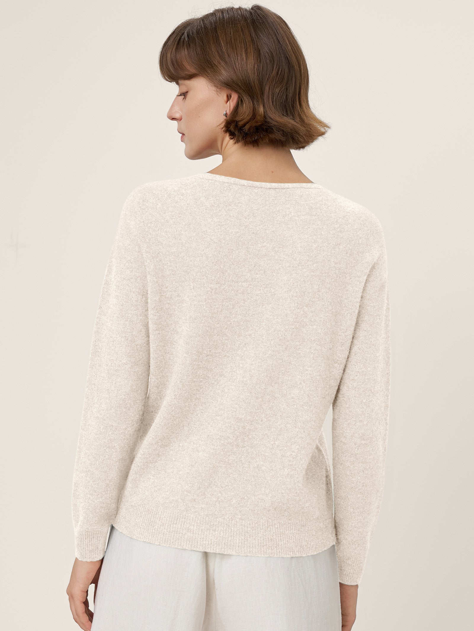 LINTICO Premium Cashmere Blend Hand-Finished Seamless V-Neck Sweater SURI — lifestyle context