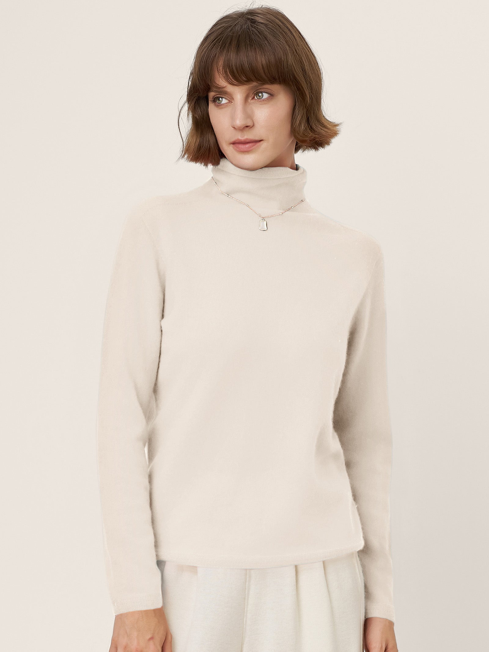 LINTICO Premium Cashmere Blend Hand-Finished Seamless Turtleneck Knit Top TOVE — in-use photo