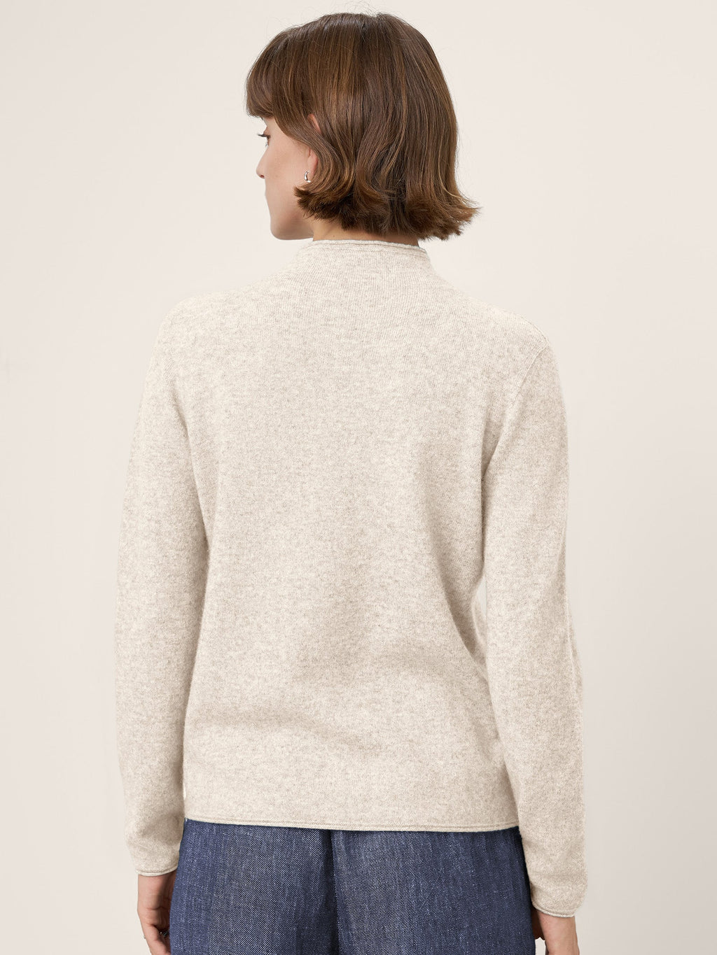 LINTICO Premium Cashmere Blend Hand-Finished Seamless Mock Neck Lettuce Edge Sweater ZELIE — feature highlight