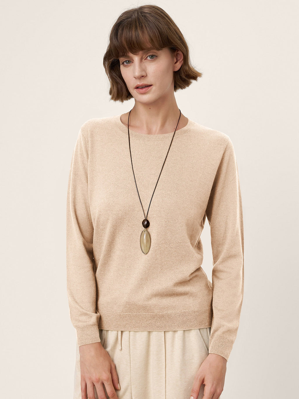 LINTICO 100% Extra-Fine Merino Wool Essential Crew Neck Knit Sweater BRIDGET — detail shot 7