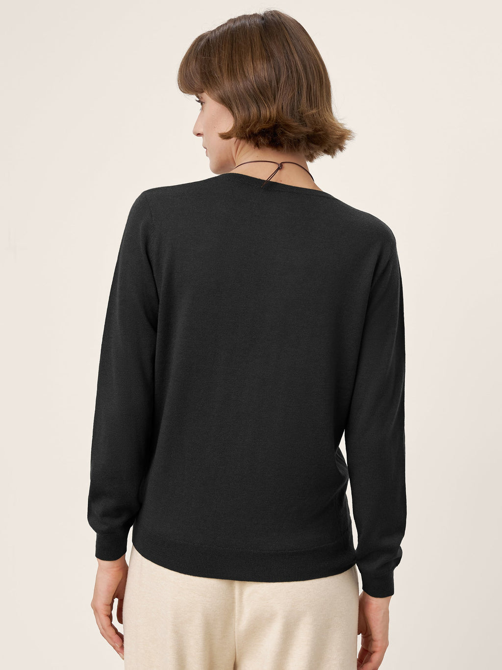 LINTICO 100% Extra-Fine Merino Wool Essential Crew Neck Knit Sweater BRIDGET — product on model
