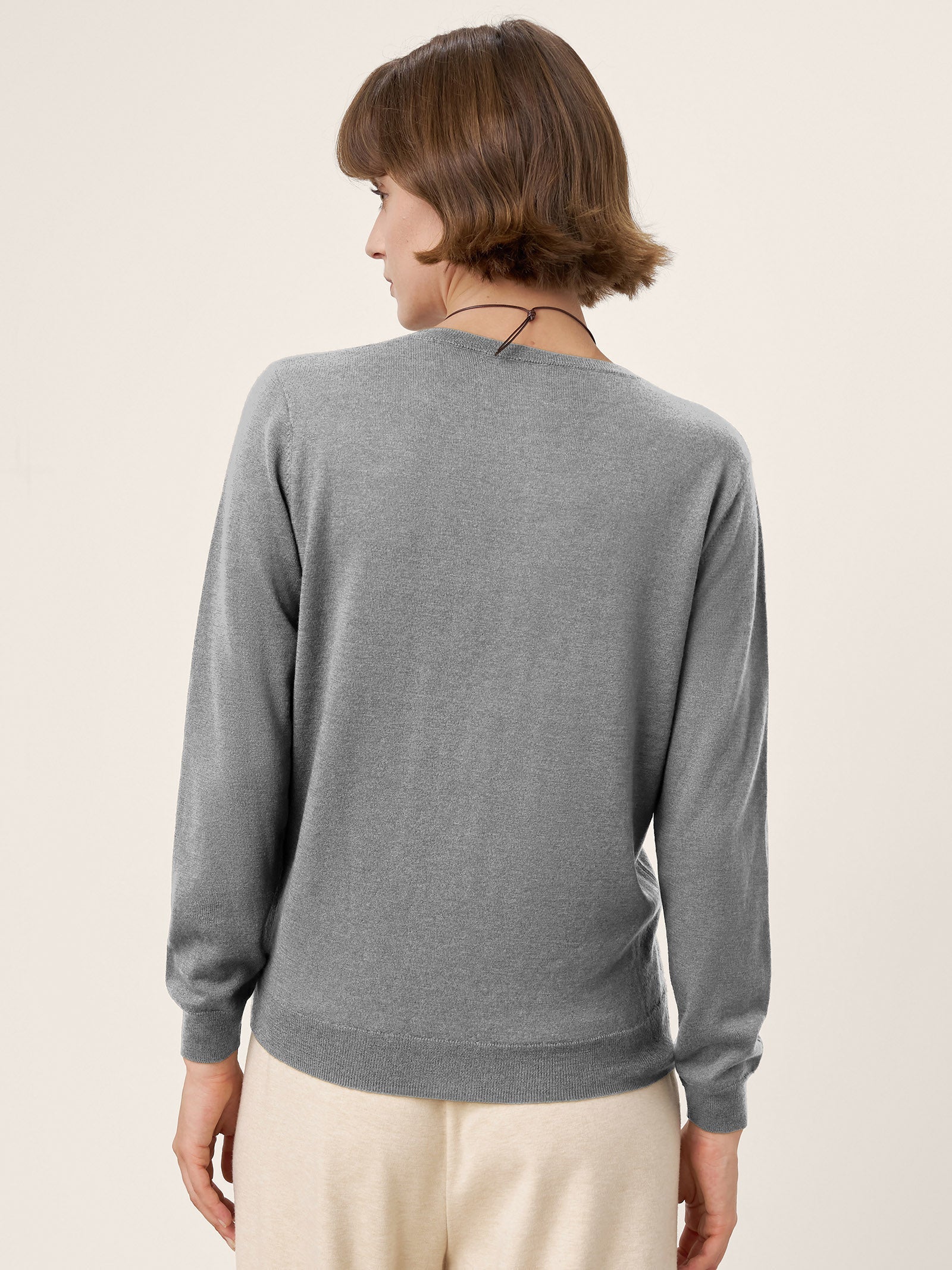 LINTICO 100% Extra-Fine Merino Wool Essential Crew Neck Knit Sweater BRIDGET — main product shot