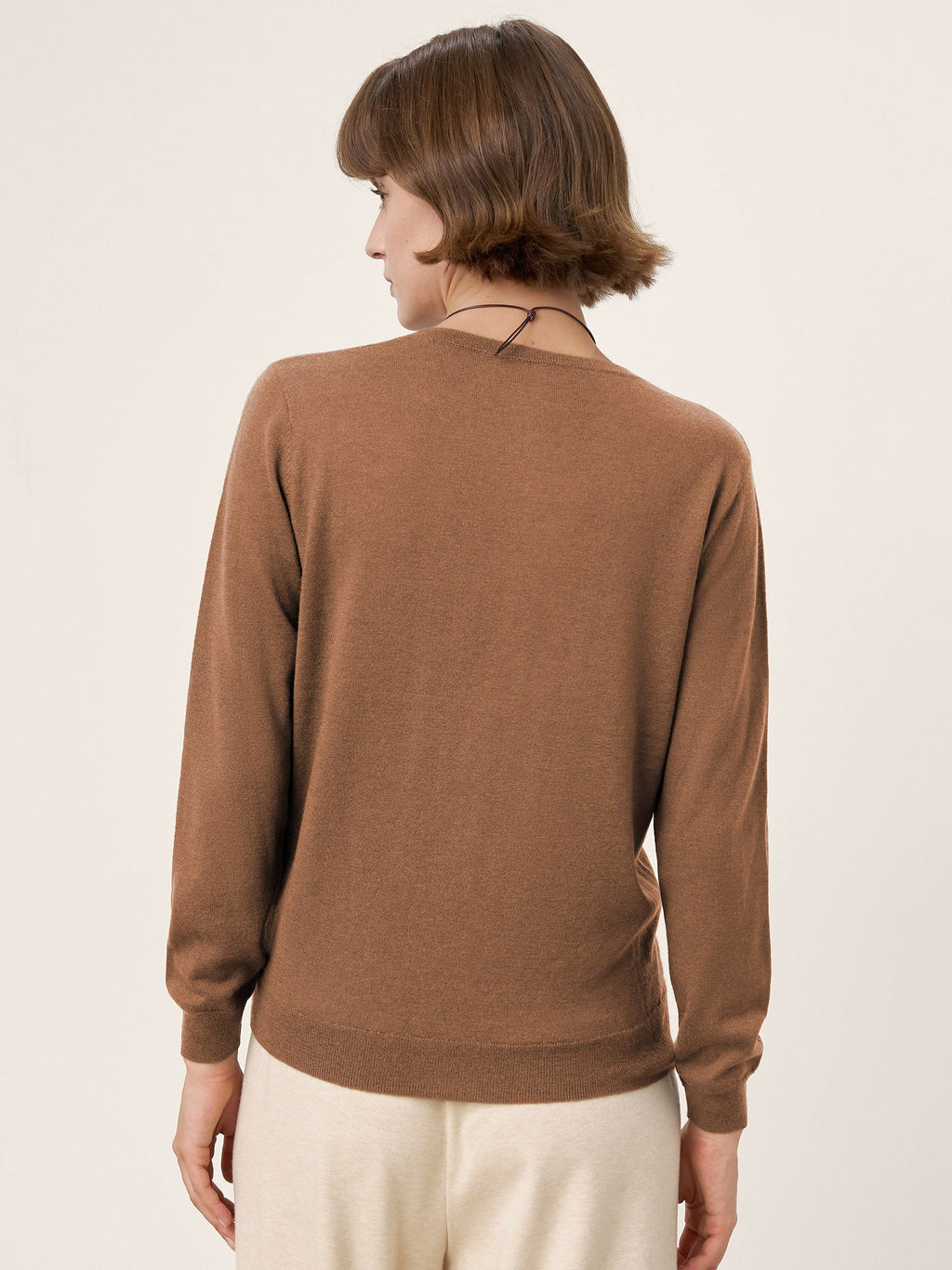 LINTICO 100% Extra-Fine Merino Wool Essential Crew Neck Knit Sweater BRIDGET — lifestyle context