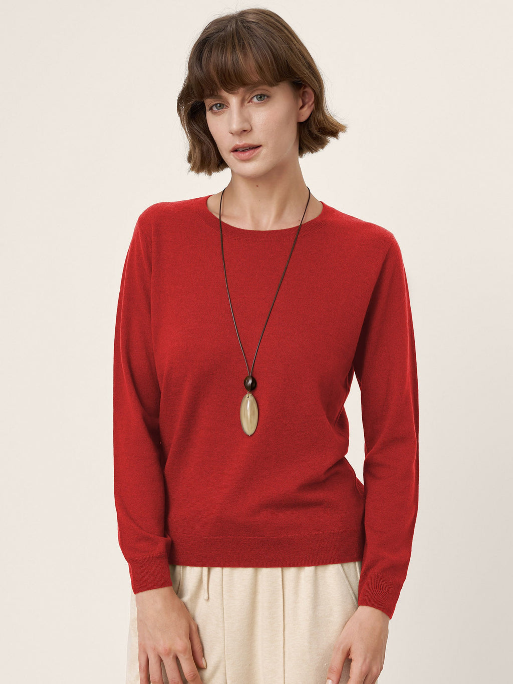 LINTICO 100% Extra-Fine Merino Wool Essential Crew Neck Knit Sweater BRIDGET — packaging