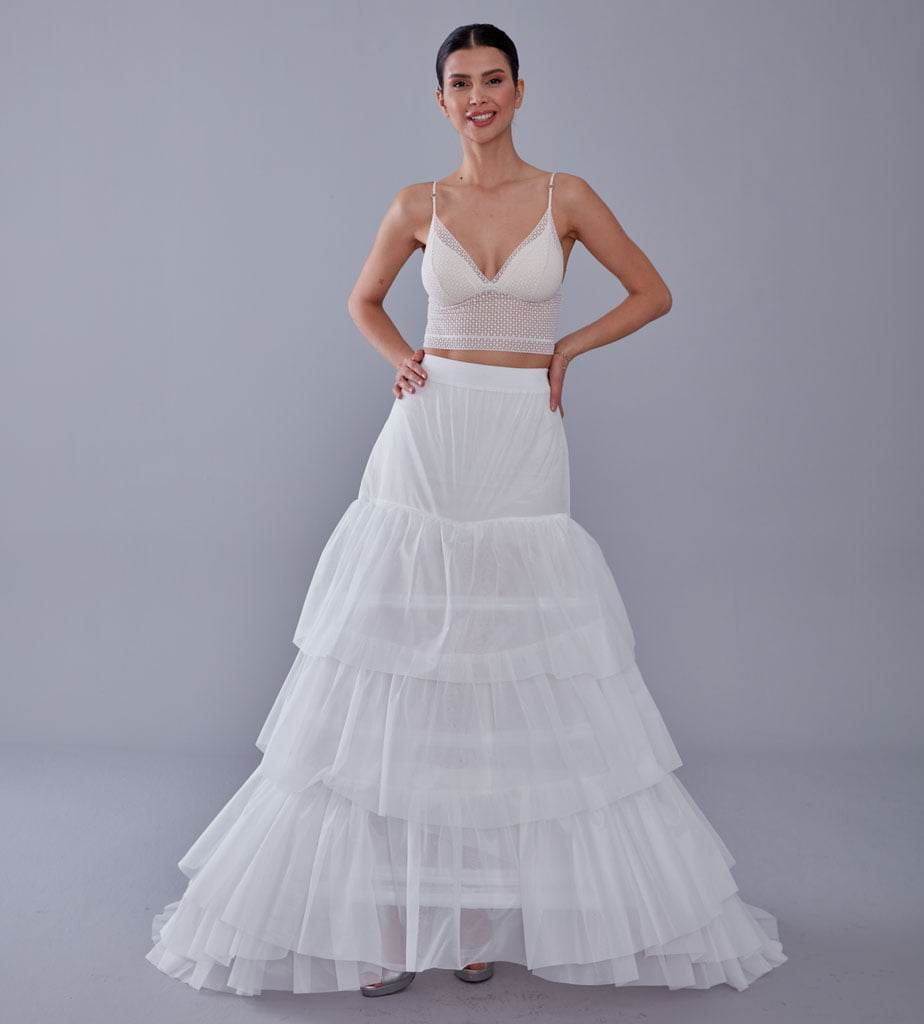 A line petticoat with train, Tiered Tulle Underskirt for Bridal Dress, Chapel Train Slip, White Crinoline 4 Hoop – Bridal Por