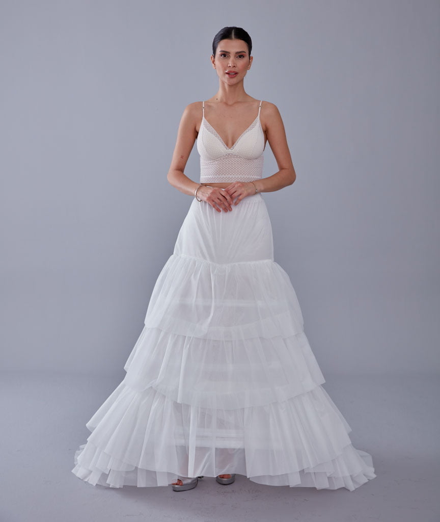 A line petticoat with train, Tiered Tulle Underskirt for Bridal Dress, Chapel Train Slip, White Crinoline 4 Hoop – Bridal Por
