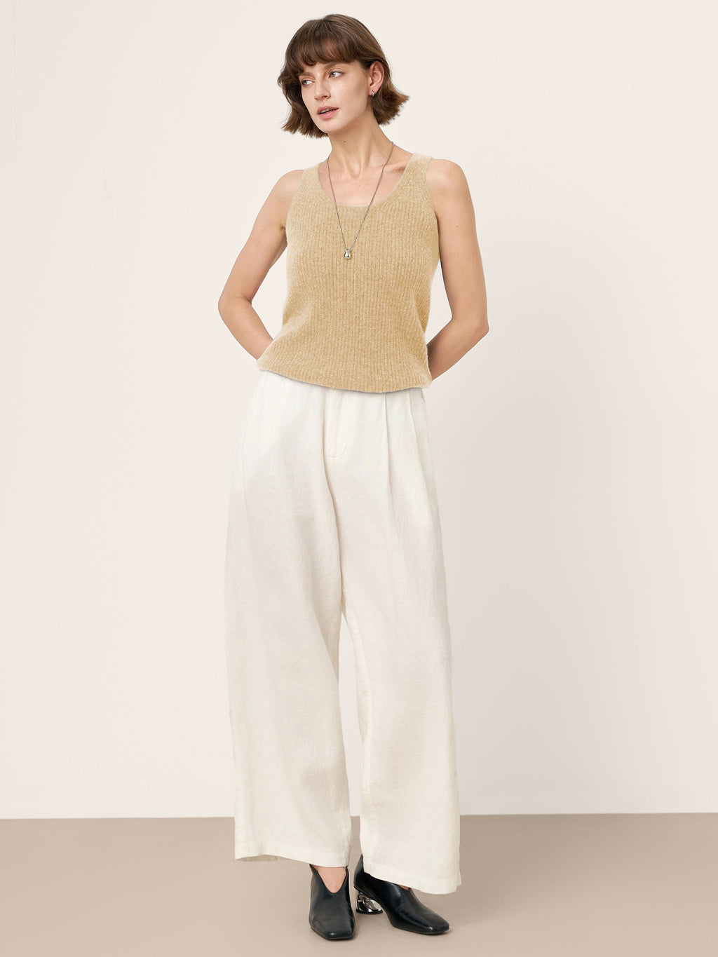 LINTICO 100% Mongolian Cashmere Versatile Crew Neck Tank Top VIVIANA — fabric or material detail