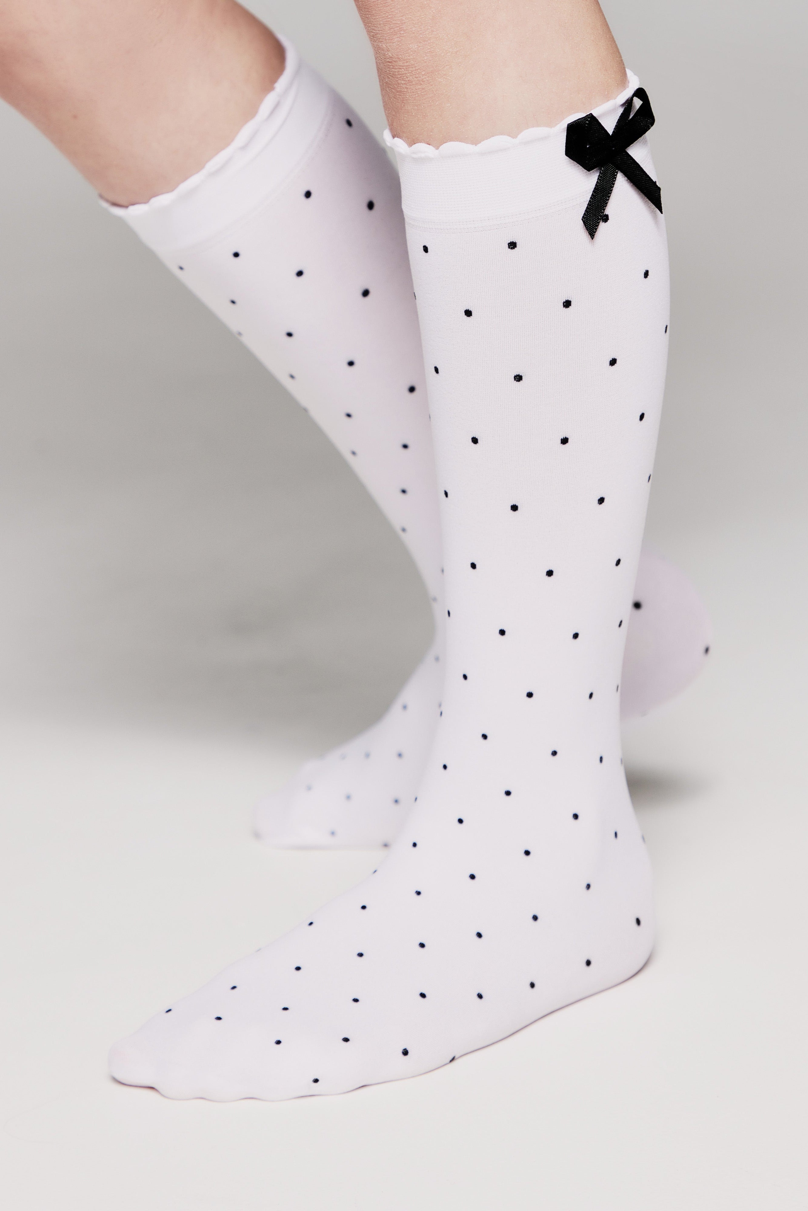 TheRanok.com Conte Knee-Highs for girls Evie 50 Den - Decorative Bow — main product shot