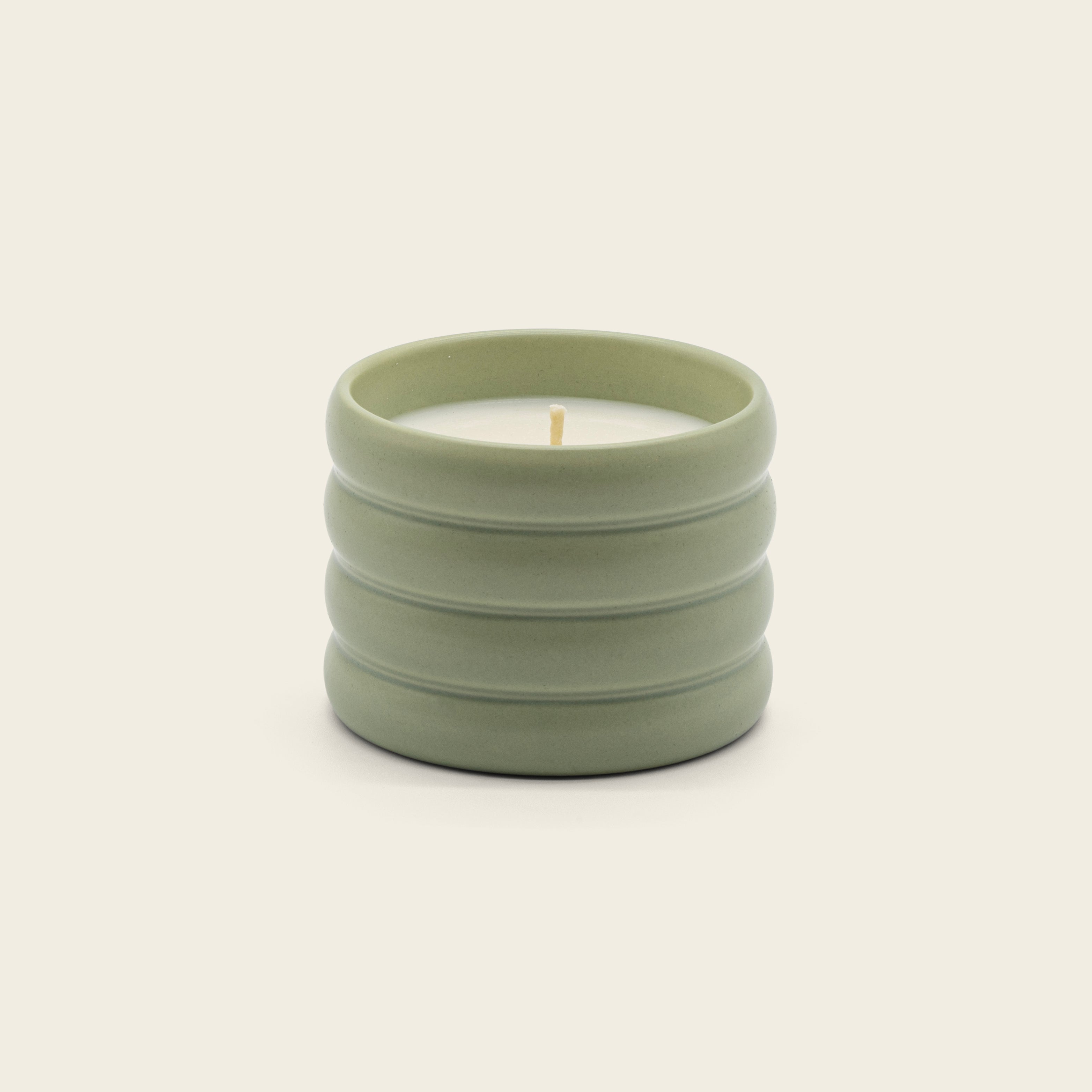 Italic Ceramic Candle — detail shot 9